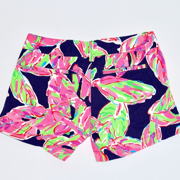 NWOT - Lilly Pulitzer Vias Print Callahan Shorts - Size 00 - Picture 2 of 6
